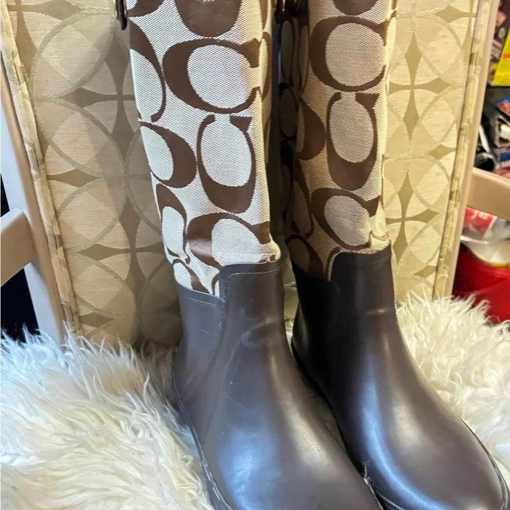 Coach women brown